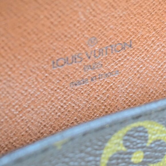 LOUIS VUITTON Saint Cloud MM Shoulder Bag Monogram Leather Brown - Picture 4 of 16